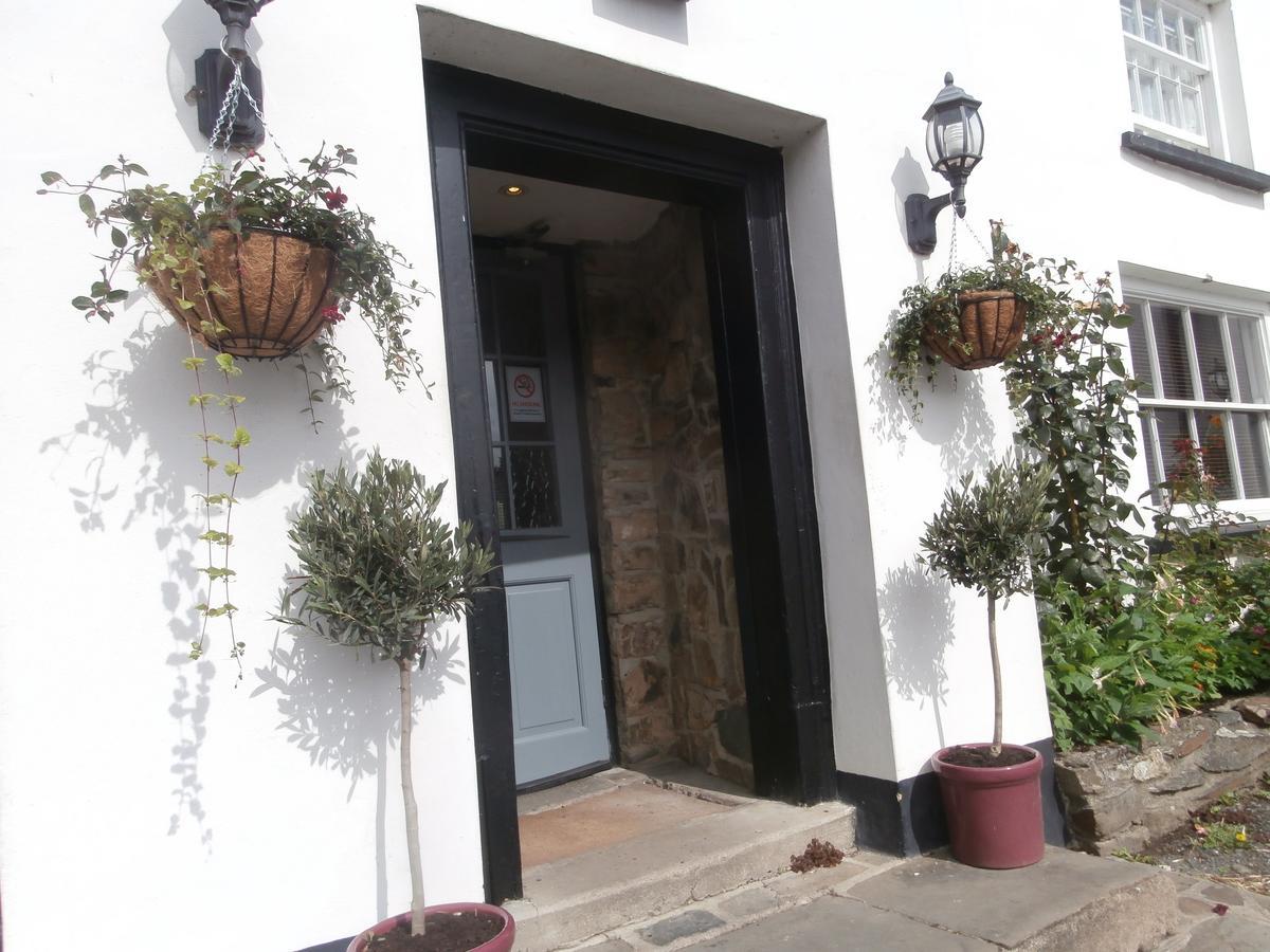 Rams Head Inn Dolton Buitenkant foto
