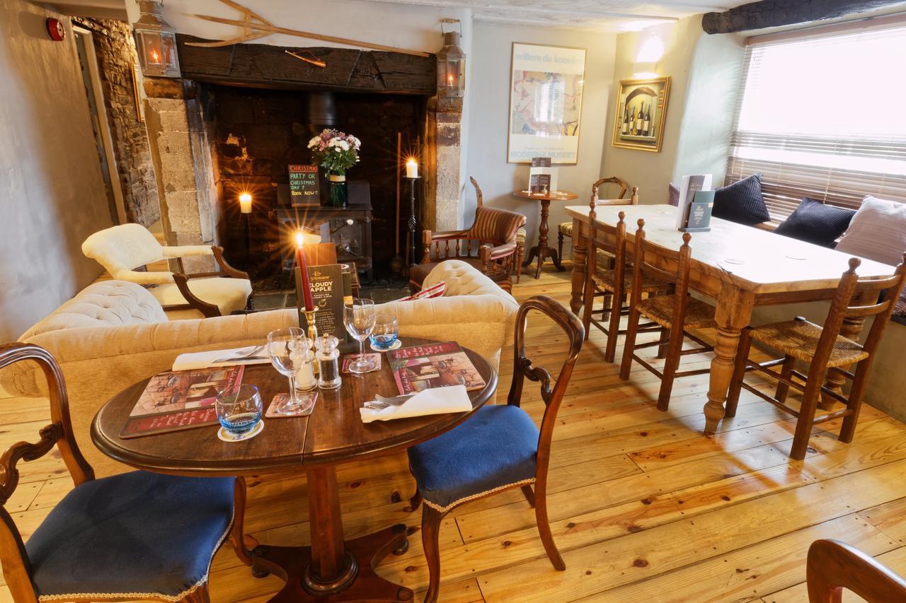 Rams Head Inn Dolton Buitenkant foto
