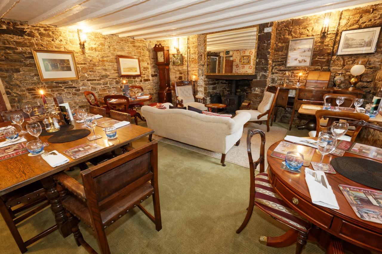 Rams Head Inn Dolton Buitenkant foto